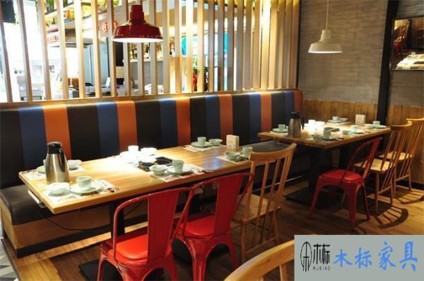 餐廳桌椅定制得尺寸常規(guī)在多少比較合適? 餐廳桌椅定制得尺寸常規(guī)在多少比較合適?