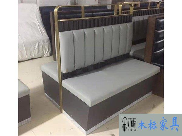 卡座沙發(fā)的皮革材質(zhì)有哪些分類(lèi) 