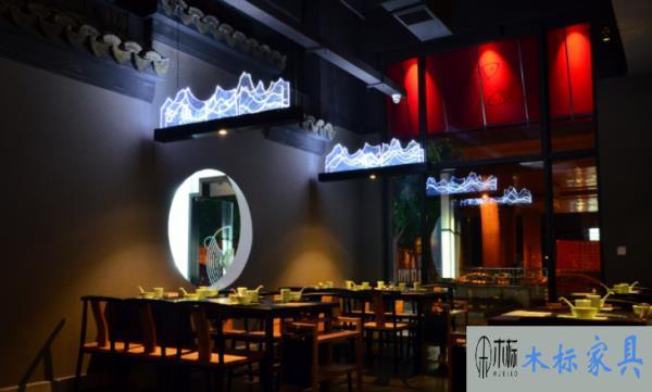 火鍋?zhàn)蓝ㄖ迫绾握业交疱佔(zhàn)酪螐S(chǎng)家|餐飲家具 